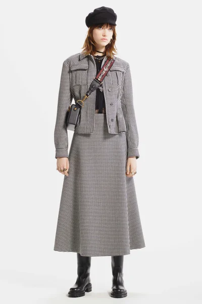 Look 17